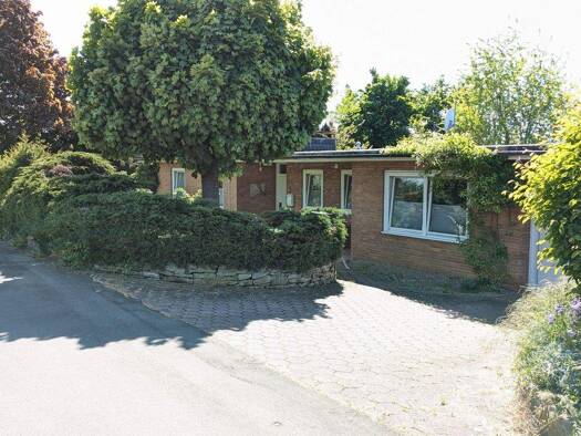 Bungalow zum Kauf 209.000 € 7 Zimmer 160 m² 1.529 m² Grundstück frei ab sofort Obernkirchen 31683