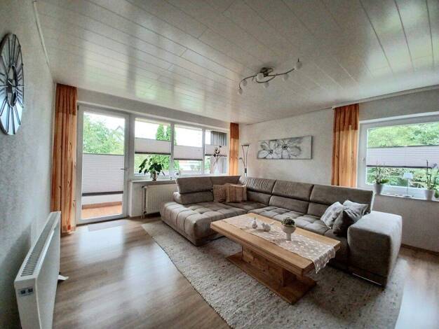 Mehrfamilienhaus zum Kauf 397.000 € 8 Zimmer 184,1 m² 995 m² Grundstück Schwarzenfeld 92521