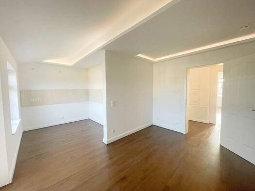 Wohnung zur Miete 730 € 3 Zimmer 67 m² 4. Geschoss frei ab 01.02.2026 Löbauer Straße 59 Schönefeld-Ost Leipzig 04347