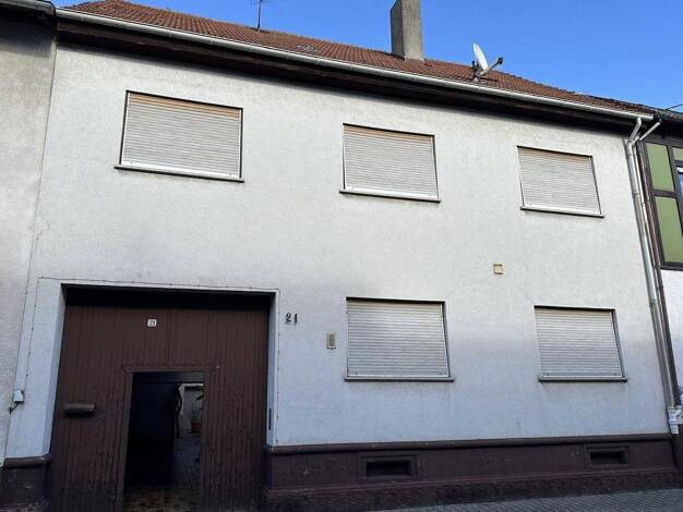 Mehrfamilienhaus zum Kauf provisionsfrei 380.000 € 9 Zimmer 263,5 m² 463 m² Grundstück Philippsburg Philippsburg 76661