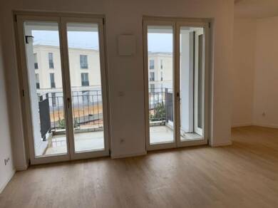 Wohnung zur Miete 1.500 € 4 Zimmer 96,3 m² Geschoss 1/1 Margaretenau - Dörnbergpark Regensburg 93049