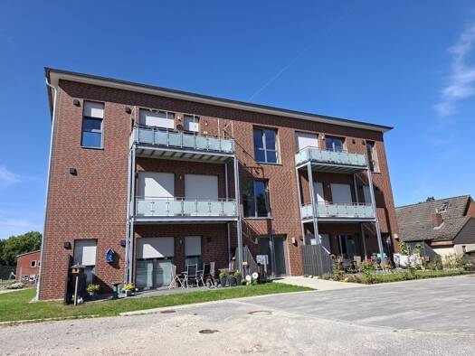 Wohnung zur Miete 830 € 3 Zimmer 82,3 m² 2. Geschoss frei ab 01.11.2026 Friedeburg Friedeburg 26446