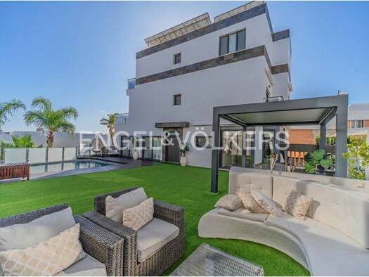 Villa zum Kauf 2.000.000 € 5 Zimmer 450 m² 320 m² Grundstück Alicante 03540