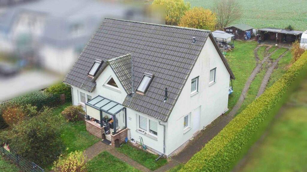 Einfamilienhaus zum Kauf 475.000 € 5 Zimmer 151,1 m² 784,1 m² Grundstück frei ab 01.04.2026 Schönow Bernau bei Berlin 16321