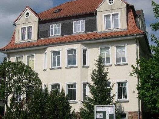 Wohnung zur Miete 300 € 2 Zimmer 50 m² 1. Geschoss frei ab 01.01.2026 Leipziger Str. 42 Döbeln 04720