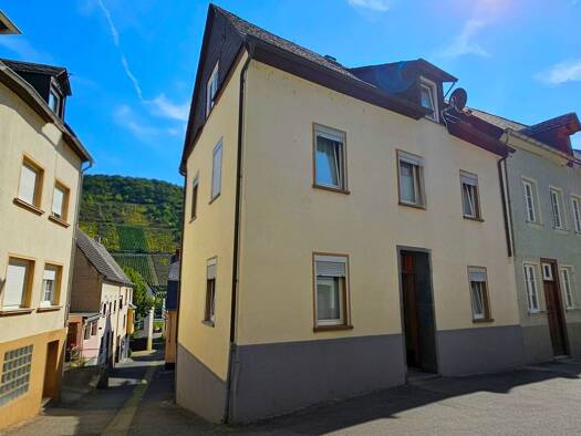 Einfamilienhaus zum Kauf 185.000 € 7 Zimmer 140 m² 66 m² Grundstück Briedel 56867