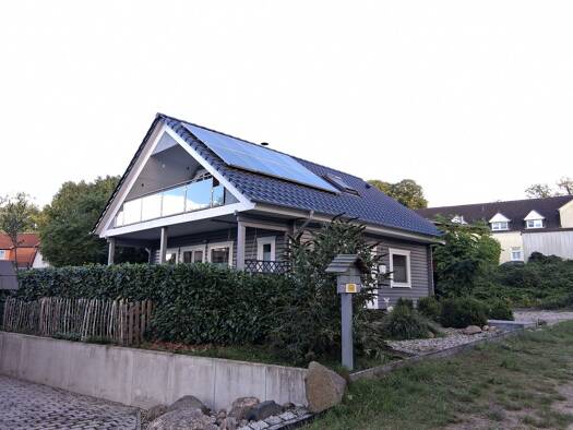 Bungalow zum Kauf provisionsfrei 275.000 € 4 Zimmer 78 m² 738 m² Grundstück Canow Wustrow 17255