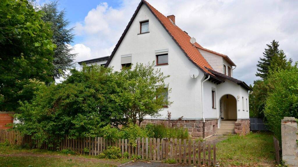 Mehrfamilienhaus zum Kauf 265.000 € 8 Zimmer 196 m² 927 m² Grundstück Fritzlar 34560