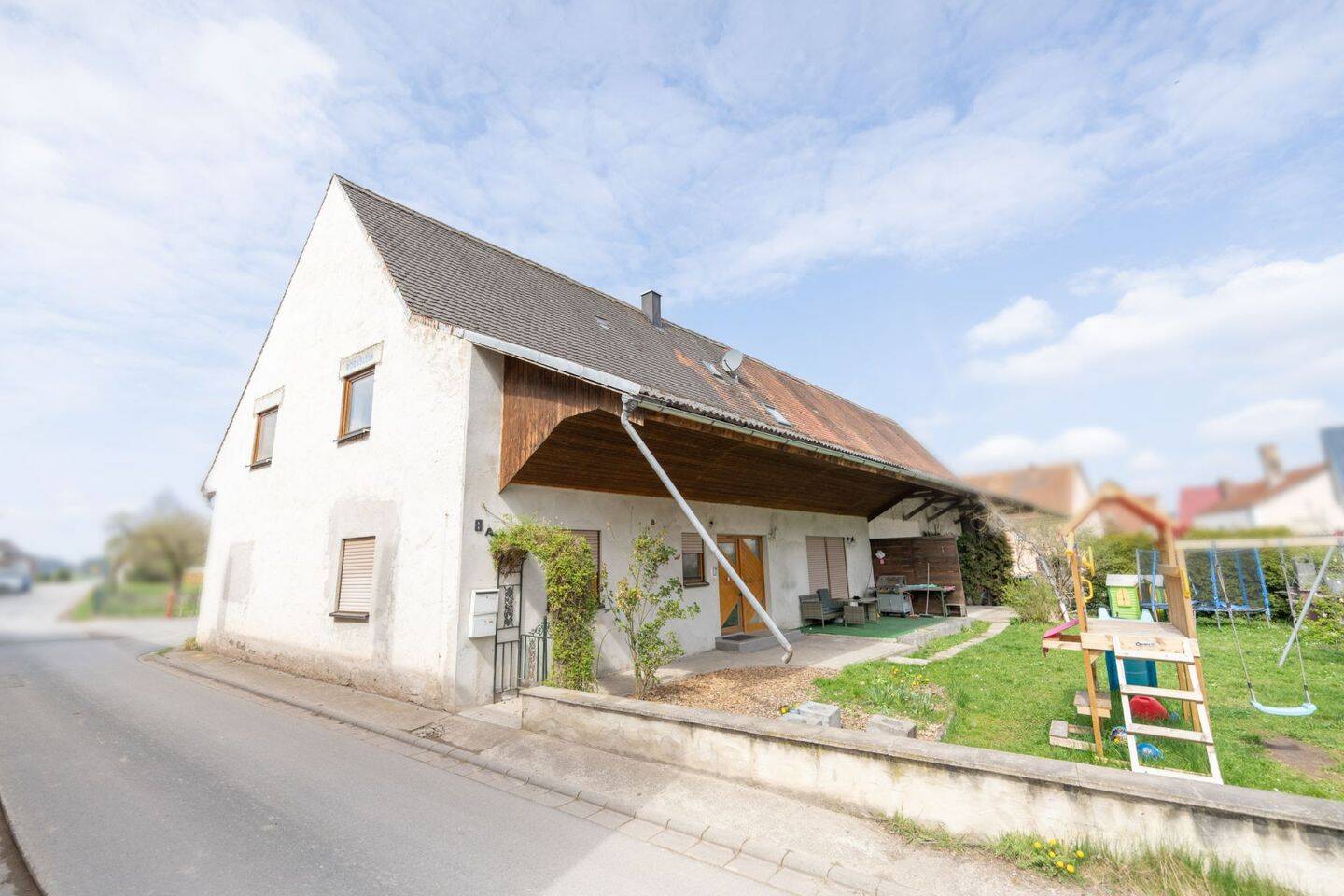 Mehrfamilienhaus zum Kauf, Schlüsselfeld