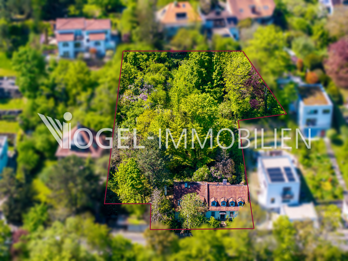 Wohnen mit Weitblick - Villengrundstück in Würzburgs bester Wohnlage