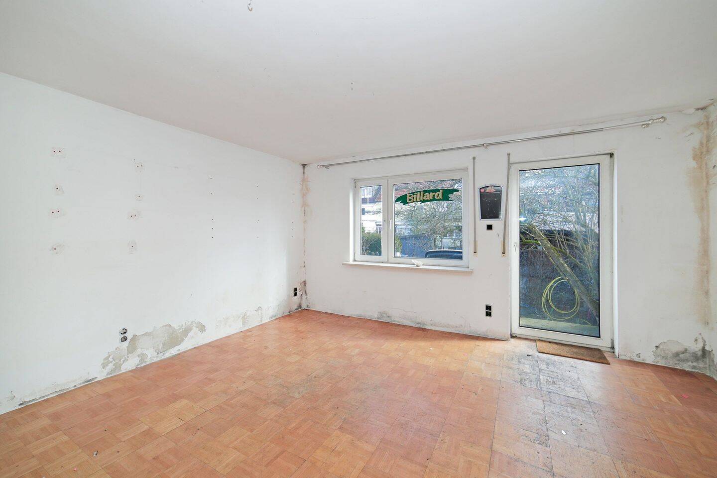 Immobilie in Dachau - Sanierungsbedürftiges Reihenmittelhaus - Bild 1