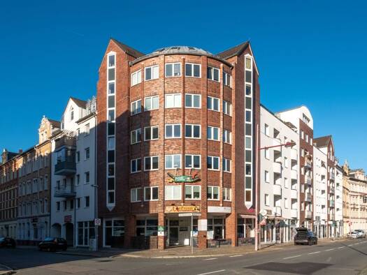 Haus zum Kauf 3.750.000 € 134 Zimmer 2.677 m² 2.253 m² Grundstück Limbacher Straße 20 Schloßchemnitz Schloßchemnitz 09113
