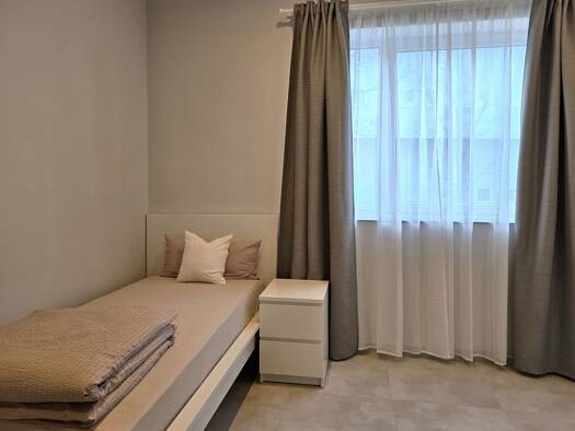 Wohnung zur Miete auf Zeit 990 € 18 m² frei ab 31.07.2026 Sondelfinger Str. 0 Voller Brunnen Reutlingen 72760