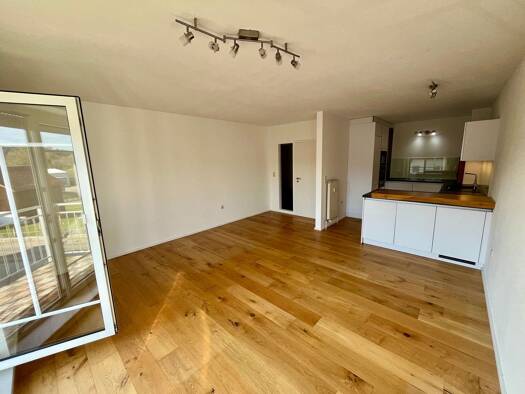 Wohnung zur Miete 750 € 2,5 Zimmer 75 m² Geschoss 3/4 frei ab sofort Bahnhofstraße 75 Richardsreut Waldkirchen 94065