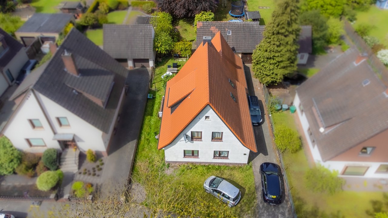 Mehrfamilienhaus zum Kauf 389.000 € 6,5 Zimmer 120 m²<br/>Wohnfläche 880 m²<br/>Grundstück Brinkum Stuhr 28816