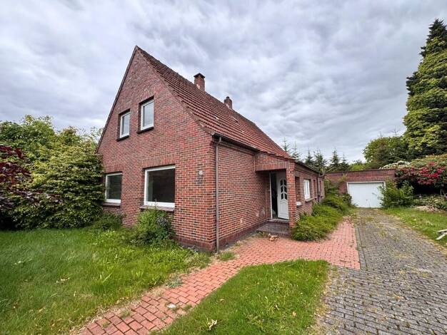 Einfamilienhaus zum Kauf 384.000 € 5 Zimmer 128 m² 2.814 m² Grundstück Büppel Varel 26316