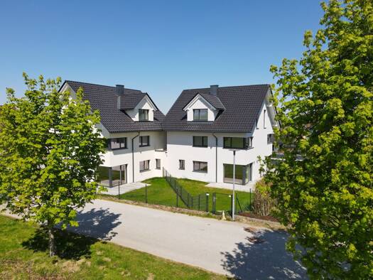 Doppelhaushälfte zum Kauf - Erstbezug 590.000 € 5 Zimmer 106,1 m² Lamprechtshausen 5112