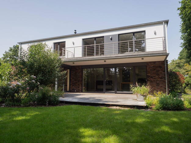 Villa zum Kauf provisionsfrei 1.750.000 € 9 Zimmer 321 m² 1.410 m² Grundstück Am Sportplatz 27 Ipwege Rastede 26180
