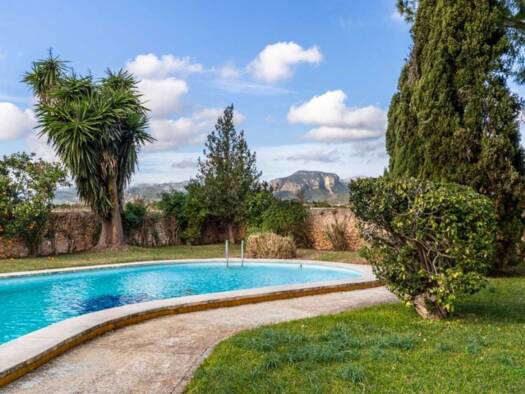 Bauernhaus zum Kauf 5.500.000 € 9 Zimmer 1.000 m² 130.000 m² Grundstück Inca 07300