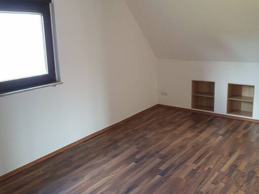 Maisonette zur Miete 1.100 € 5 Zimmer 110 m² Geschoss 1/2 frei ab 01.08.2026 Wössingen Walzbachtal 75045