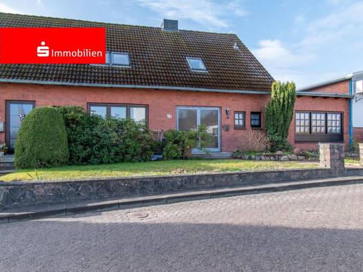 Doppelhaushälfte zum Kauf 319.000 € 5 Zimmer 172,9 m² 1.033 m² Grundstück Preetz 24211