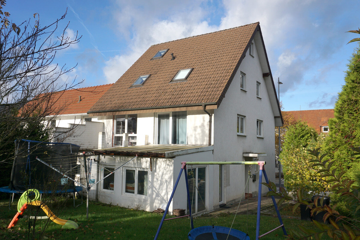 Einfamilienhaus zum Kauf 419.000 € 7 Zimmer 211,6 m²<br/>Wohnfläche 509 m²<br/>Grundstück Ubbedissen Bielefeld / Ubbedissen 33699