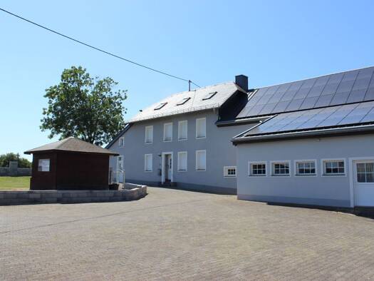 Bauernhaus zum Kauf 445.000 € 8 Zimmer 164 m² 10.755 m² Grundstück Lichtenborn 54619