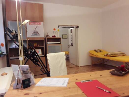 Wohnung zur Miete 130 € 2 Zimmer 45 m² Geschoss 1/3 frei ab 01.02.2027 Innenstadt Regensburg 93047