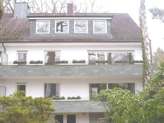 Wohnung zur Miete 1.690 € 3,5 Zimmer 122 m² 1. Geschoss frei ab 01.03.2026 Gudrunstraße 30 Rissen Hamburg 22559