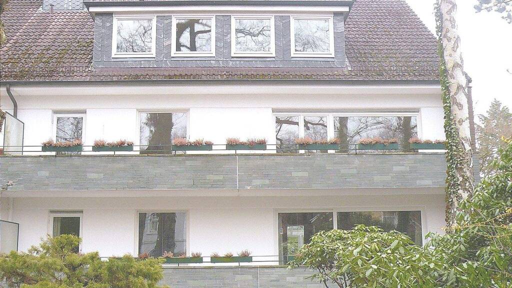 Wohnung zur Miete 1.690 € 3,5 Zimmer 122 m² 1. Geschoss frei ab 01.03.2026 Gudrunstraße 30 Rissen Hamburg 22559