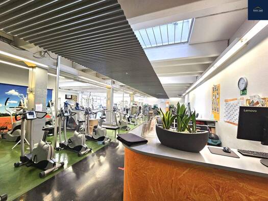 Praxis zur Miete 10.580 € 1.145,8 m² Bürofläche Bietigheim Bietigheim-Bissingen 74321