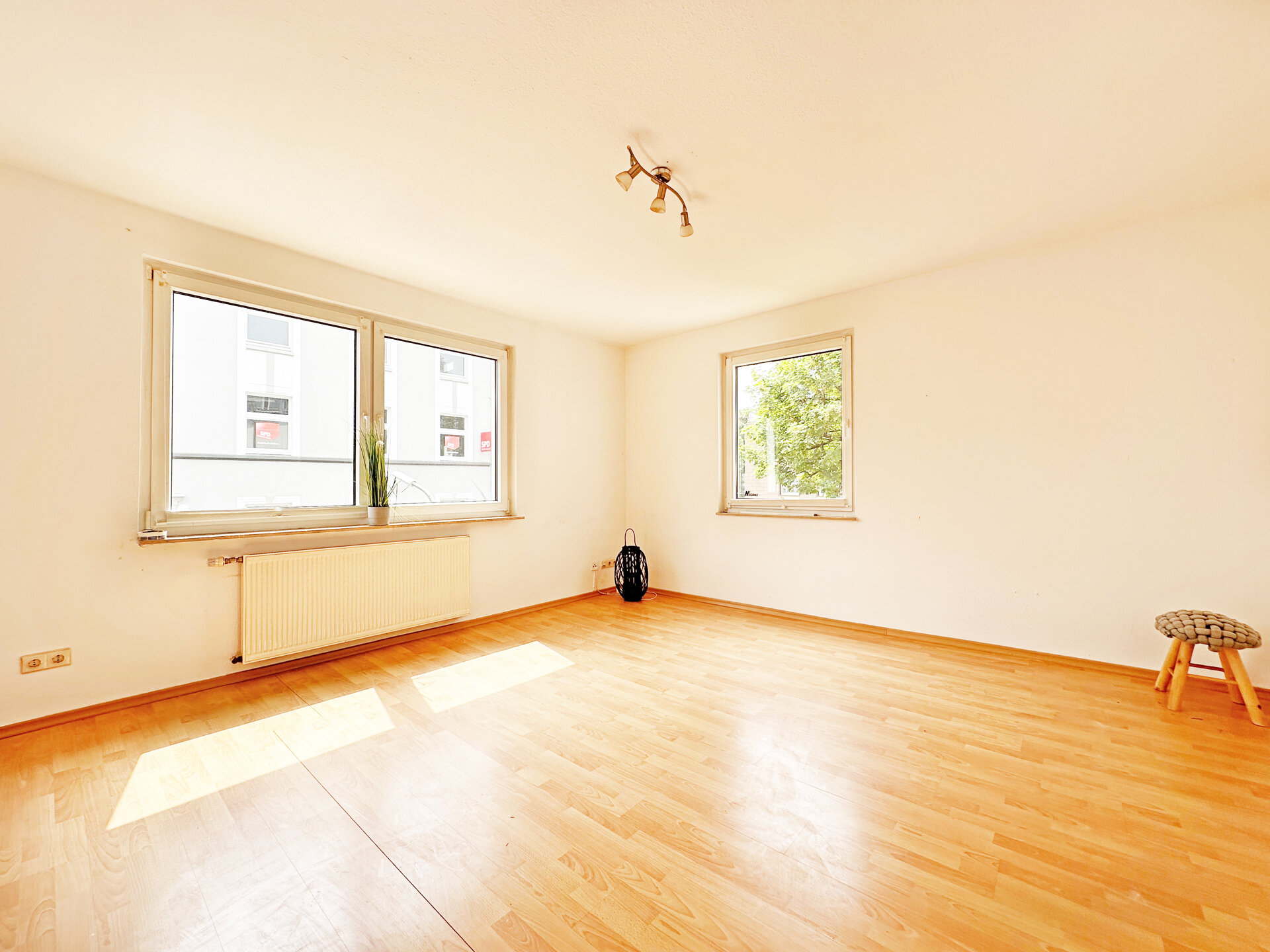 Wohnung zum Kauf 99.000 € 2,5 Zimmer 62 m²<br/>Wohnfläche 1.<br/>Geschoss Wattenscheid - Mitte Bochum 44866