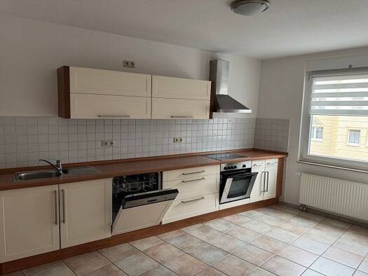 Wohnung zur Miete 460 € 2 Zimmer 67,5 m² 1. Geschoss frei ab 01.10.2026 Mittelstraße 17 Oschersleben Oschersleben 39387