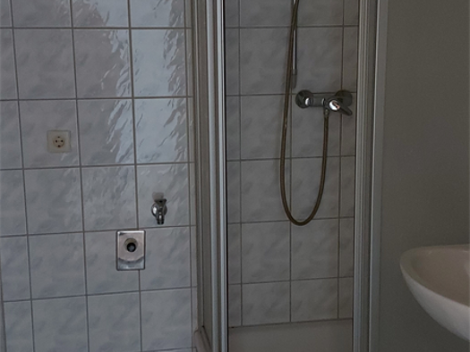 Wohnung zur Miete 346 € 3 Zimmer 62,9 m² 1. Geschoss frei ab sofort E.-M.-Arndt-Str. 48 Neustrelitz 17235