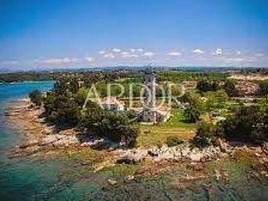 Grundstück zum Kauf 1.303.170 € Umag 52470