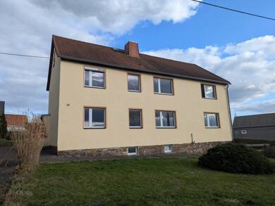 Mehrfamilienhaus zum Kauf provisionsfrei 175.000 € 8 Zimmer 142 m² 1.178 m² Grundstück Gersdorf Hainichen 09661