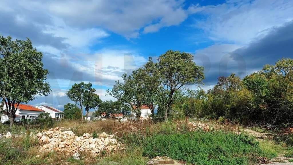 Land-/Forstwirtschaft zum Kauf 700.000 € Njivice Njivice