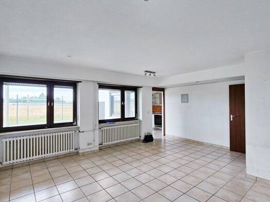Wohnung zur Miete 400 € 1 Zimmer 38 m² frei ab sofort Bürgermeister-Horlacher-Straße Rheingönheim Ludwigshafen am Rhein 67067