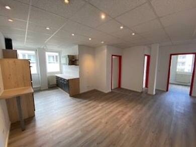 Wohnung zur Miete 1.350 € 6 Zimmer 128 m² Geschoss 1/2 frei ab sofort Tannstraße 6 Zimmern Zimmern ob Rottweil 78658