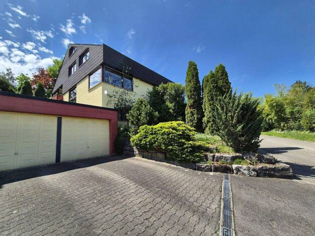 Einfamilienhaus zum Kauf 590.000 € 8,5 Zimmer 220 m² 553 m² Grundstück Uhingen 73066