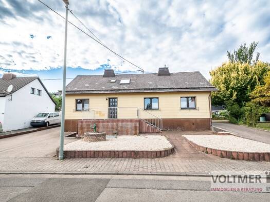 Haus zum Kauf 250.000 € 7 Zimmer 169 m² 1.266 m² Grundstück Nohfelden Nohfelden 66625