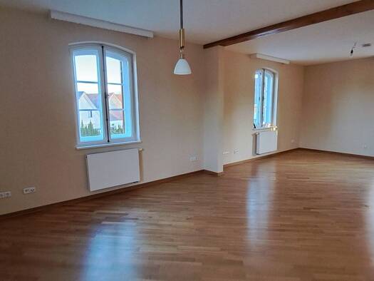 Wohnung zur Miete 920 € 3 Zimmer 113 m² Geschoss 1/3 frei ab sofort Veit-Dennert-Straße 10 Schlüsselfeld Schlüsselfeld 96132
