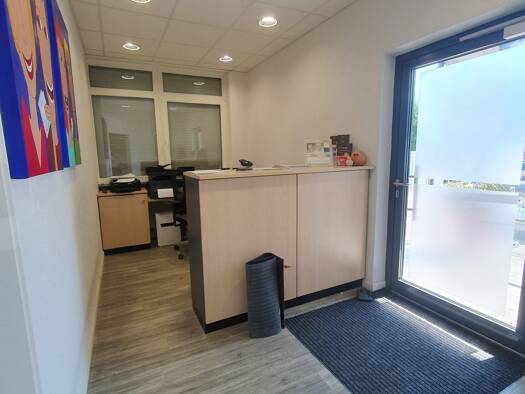 Büro-/Praxisfläche zur Miete 1.000 € 168 m² Bürofläche Essingen 73457