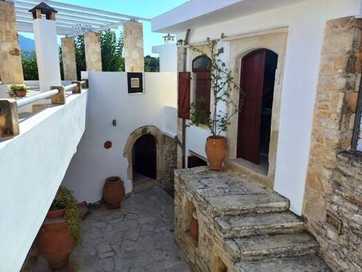 Haus zum Kauf 690.000 € 8 Zimmer 420 m² 1.023 m² Grundstück Kreta Municipality of Milopotamos 740 52