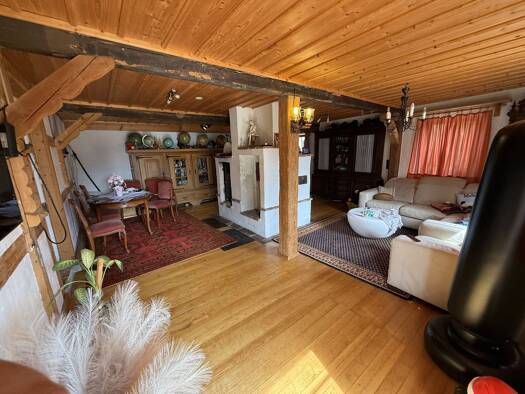 Einfamilienhaus zum Kauf 190.000 € 9 Zimmer 199 m² 400 m² Grundstück Schonach Creglingen 97993