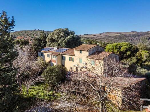 Haus zum Kauf 780.000 € 6 Zimmer 520 m² 43.000 m² Grundstück frei ab sofort San Gimignano