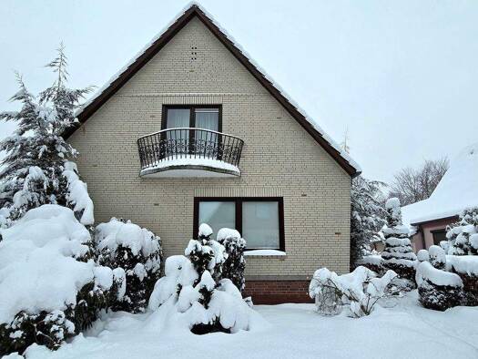 Einfamilienhaus zum Kauf provisionsfrei 349.000 € 3,5 Zimmer 89 m² 330 m² Grundstück frei ab sofort Halstenbek 25469