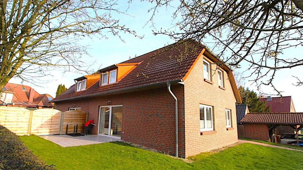 Doppelhaushälfte zum Kauf 249.000 € 5 Zimmer 112 m² 455 m² Grundstück Hohenkirchen Hohenkirchen/Wiarden 26434