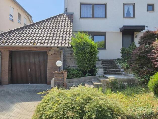 Doppelhaushälfte zum Kauf 410.000 € 5 Zimmer 194 m² 697 m² Grundstück Niefern Niefern-Öschelbronn 75223