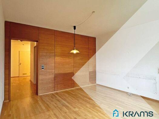 Wohnung zur Miete 900 € 4 Zimmer 97,9 m² 2. Geschoss frei ab 01.01.2026 Pfullingen 72793